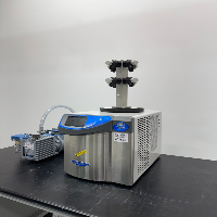 Labconco FreeZone 2.5L Benchtop Freeze Dryer image 1